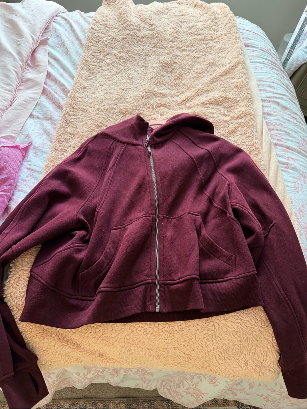 lululemon athletica Full-Zip Hoodie Jacket in Burgundy
